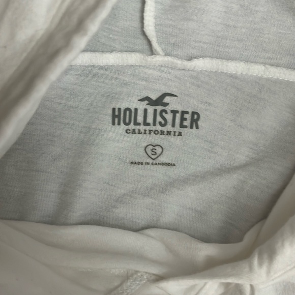 Bundle of two Hollister long sleeve shirts - Picture 3 of 7